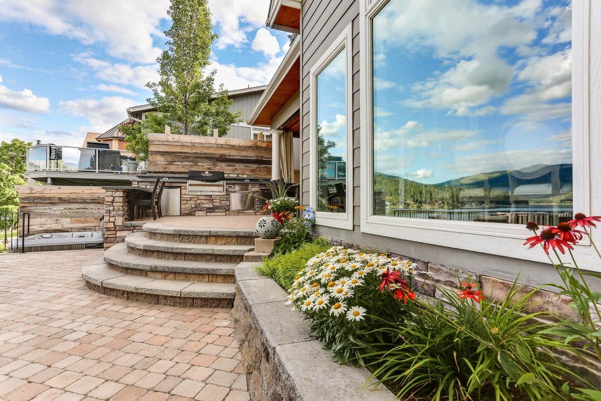 819 S Liberty Dr thumbnail 40