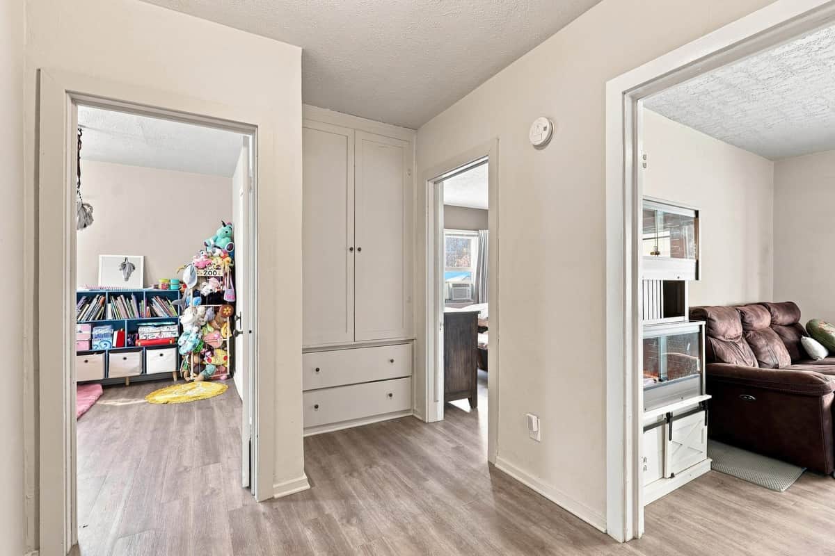 712 E 9th Ave thumbnail 12