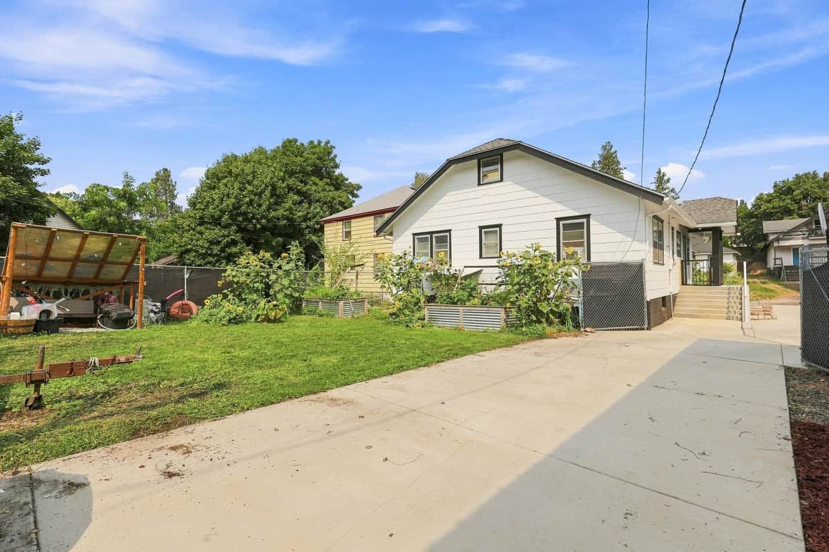 712 E 9th Ave thumbnail 17