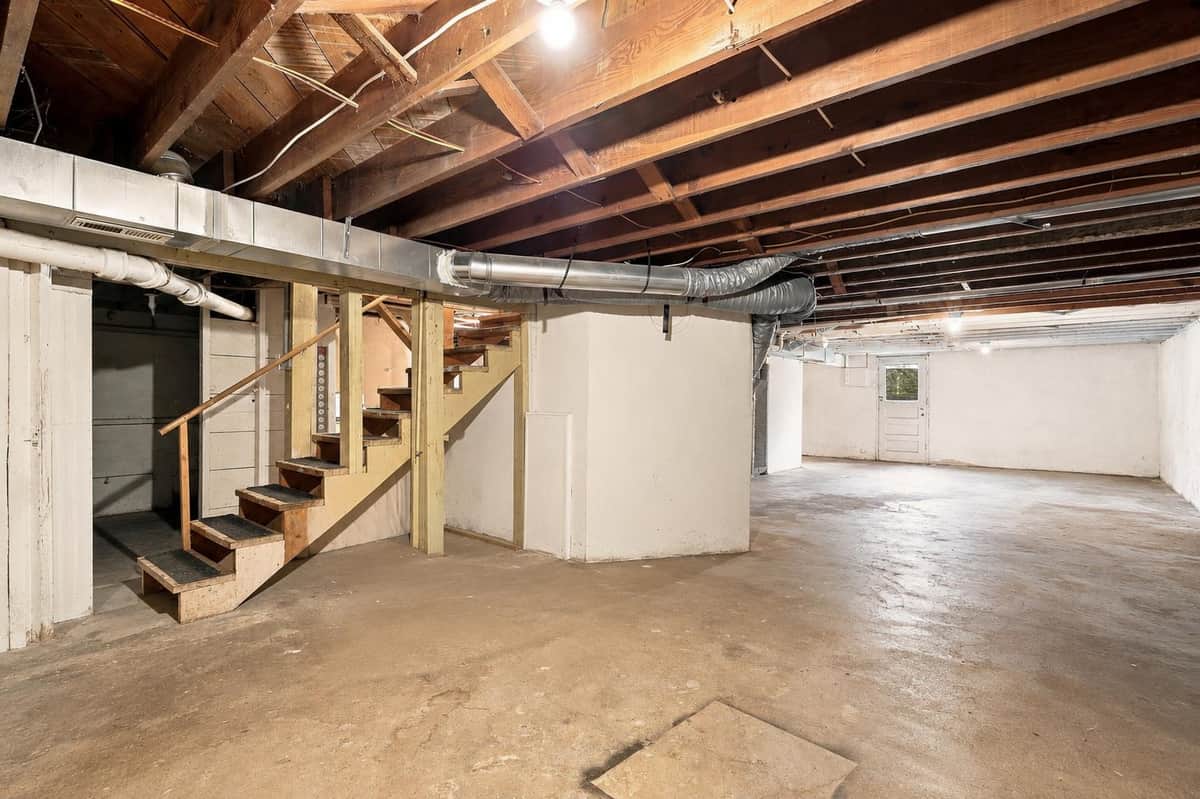 712 E 9th Ave thumbnail 15