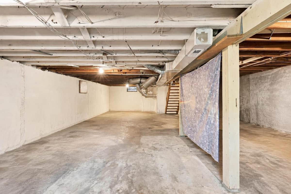 712 E 9th Ave thumbnail 16
