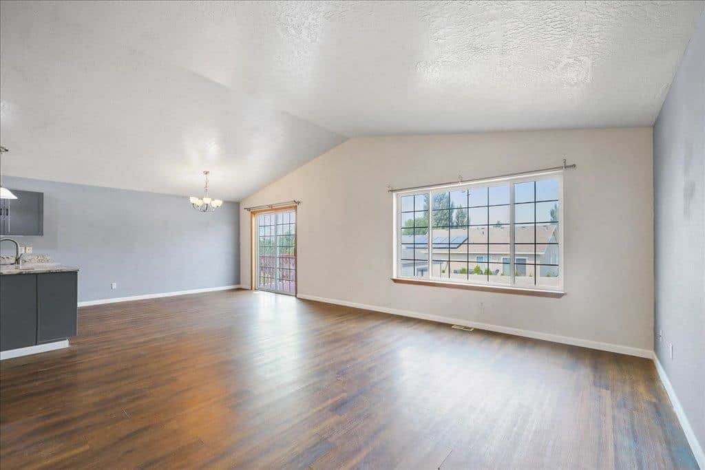 735 E Tara Lee Ave thumbnail 9