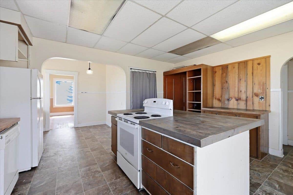 44933 E Detour Rd thumbnail 17