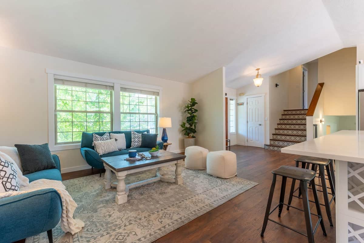 3901 S Sunderland Dr thumbnail 8