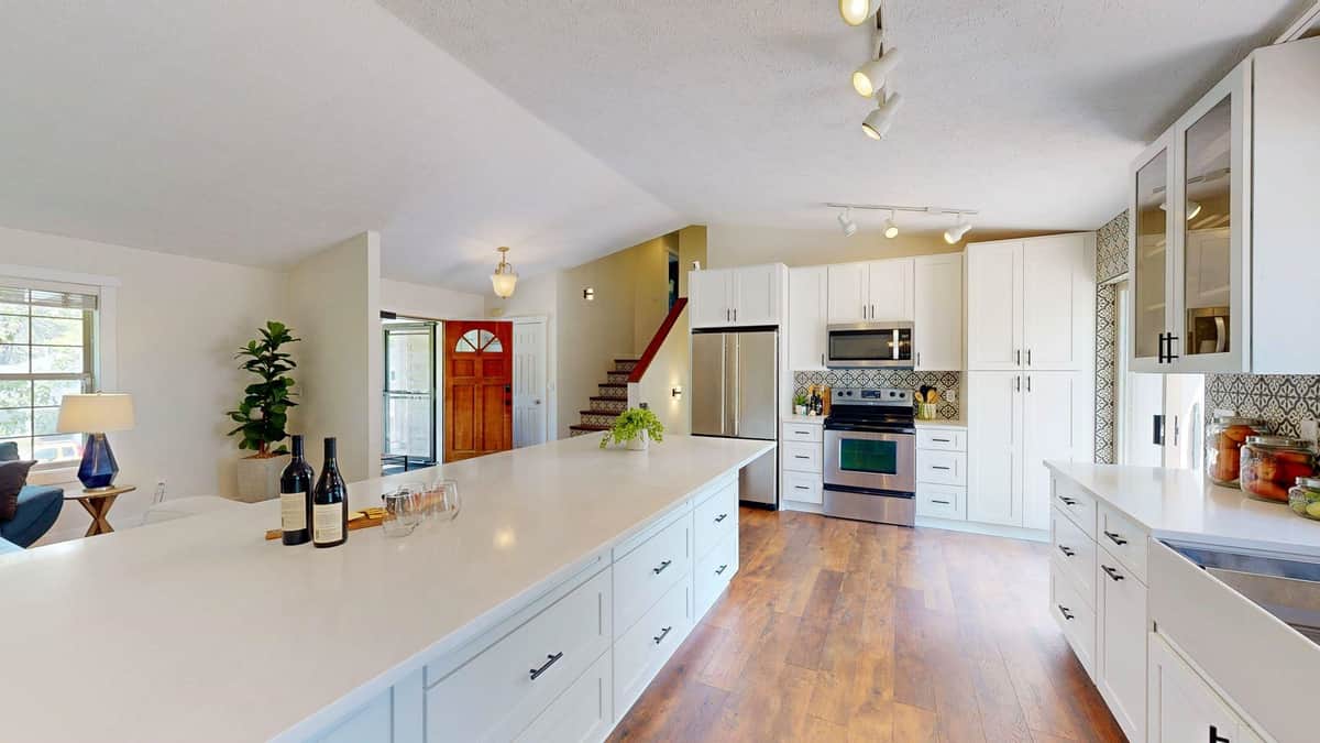3901 S Sunderland Dr thumbnail 11