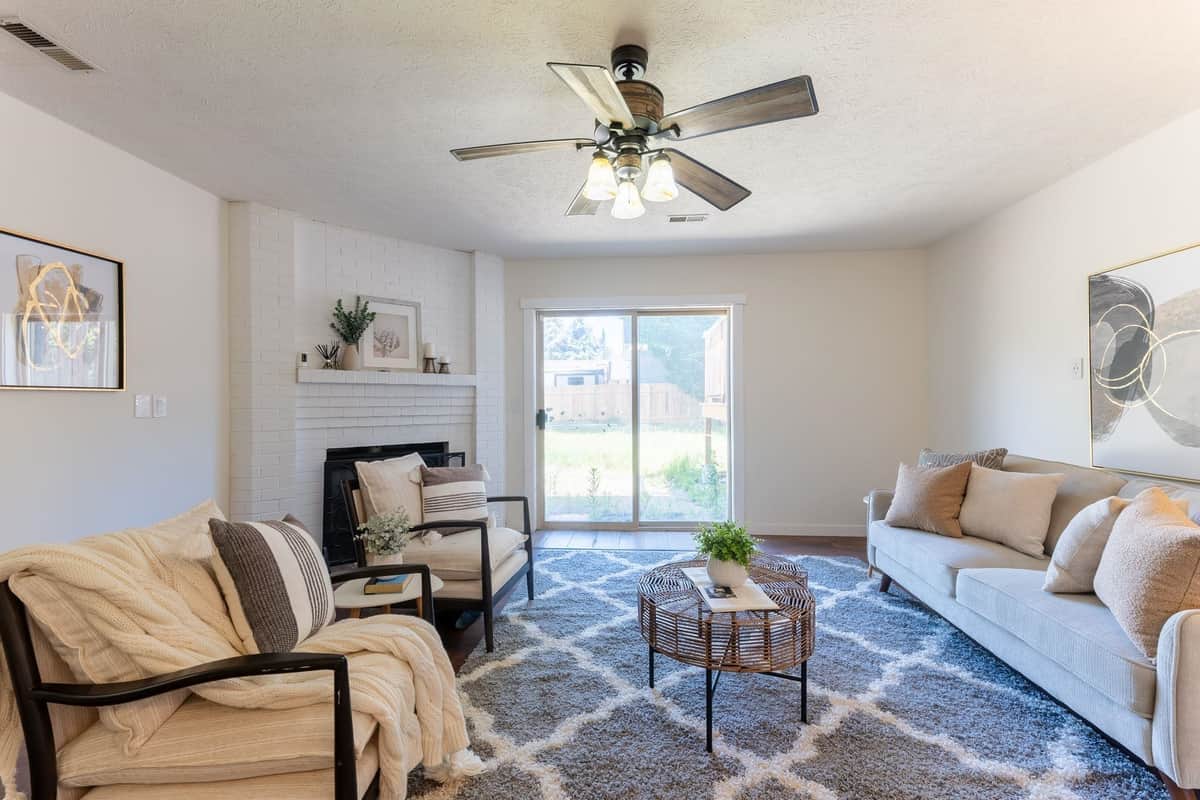 3901 S Sunderland Dr thumbnail 19