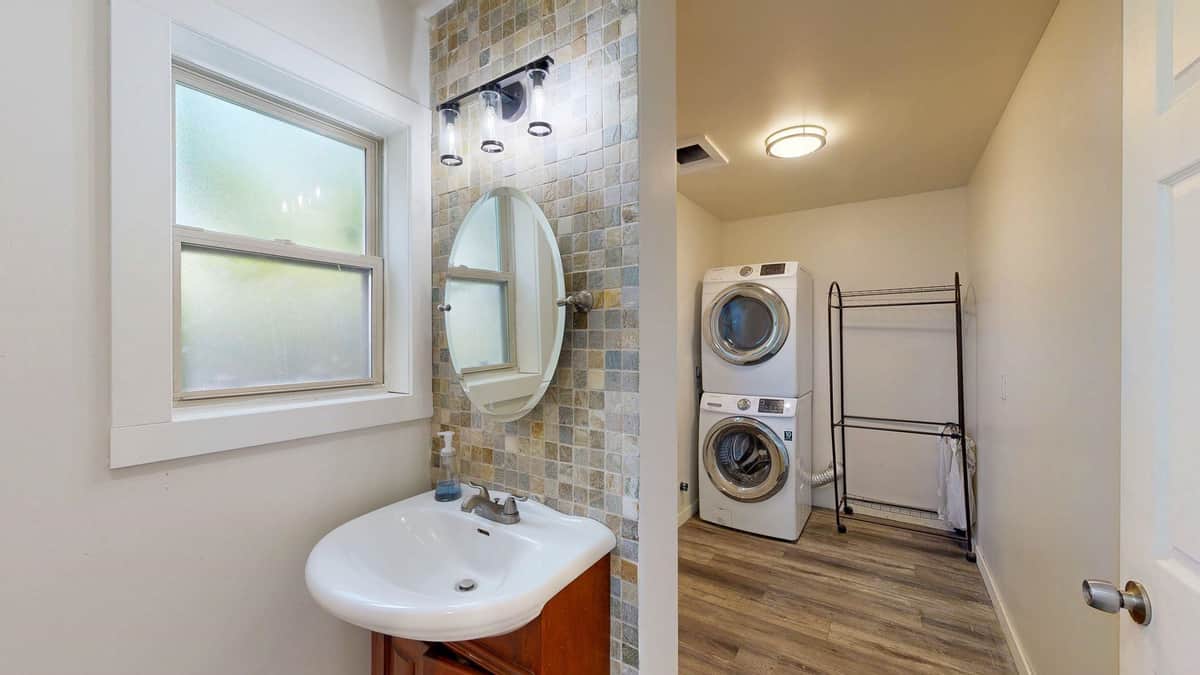 3901 S Sunderland Dr thumbnail 38