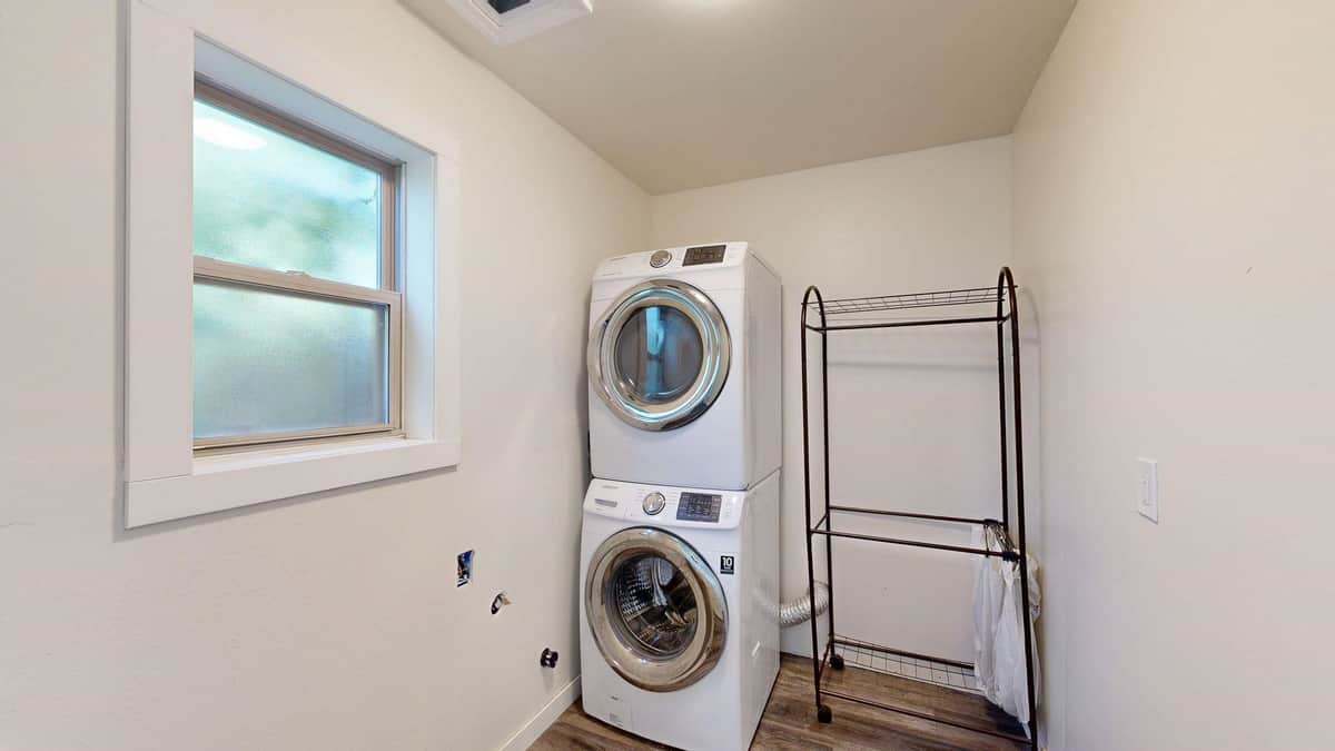 3901 S Sunderland Dr thumbnail 39