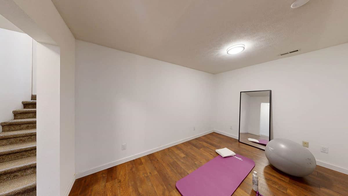 3901 S Sunderland Dr thumbnail 41