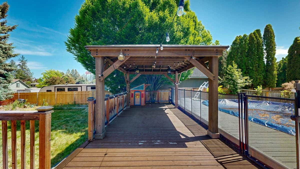 3901 S Sunderland Dr thumbnail 46