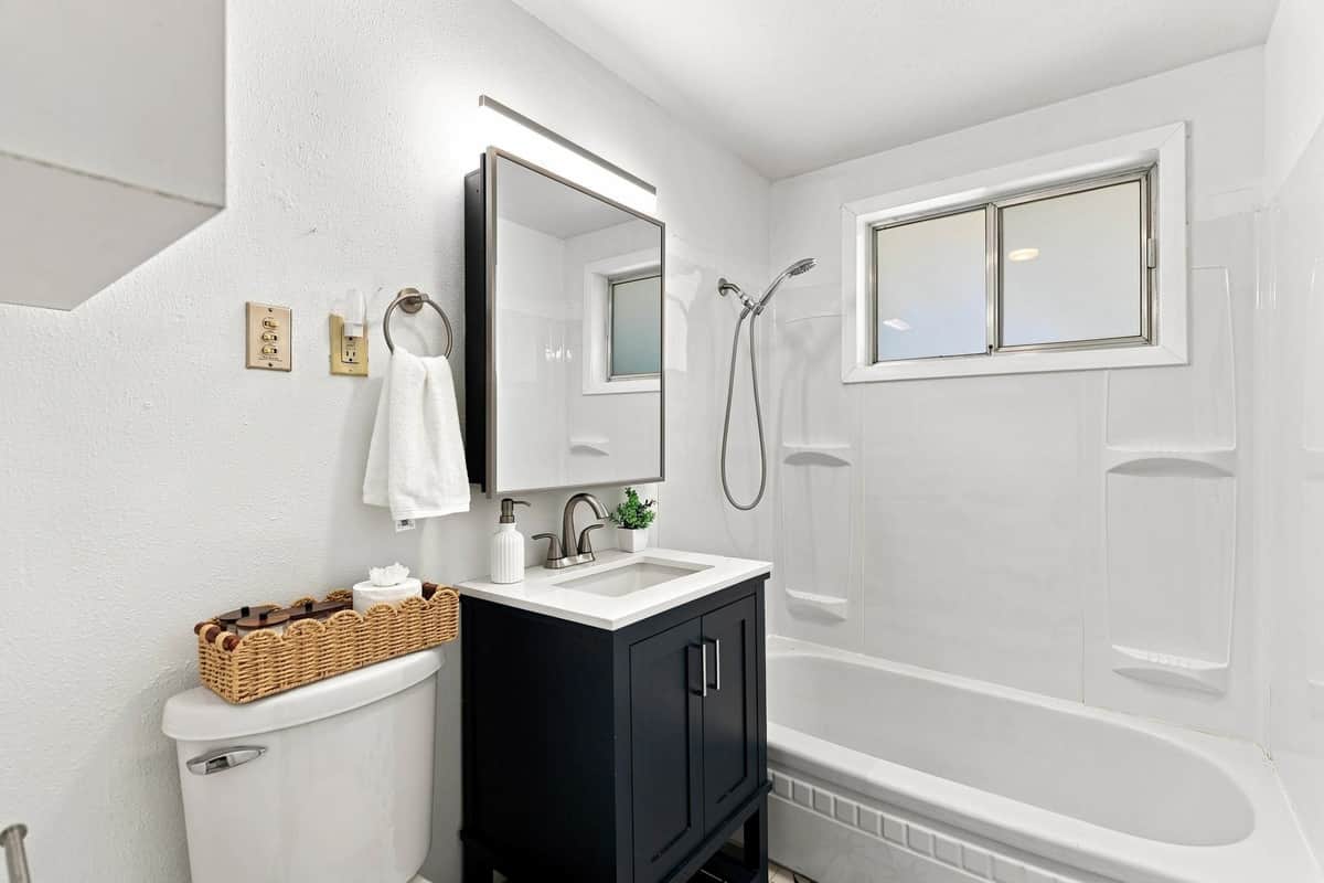 2307 W Broad Ave thumbnail 14