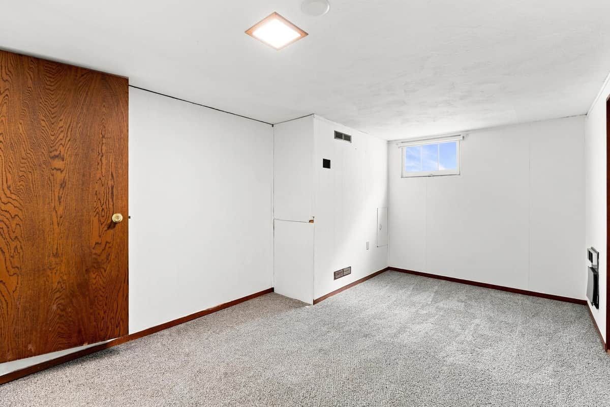 2307 W Broad Ave thumbnail 17