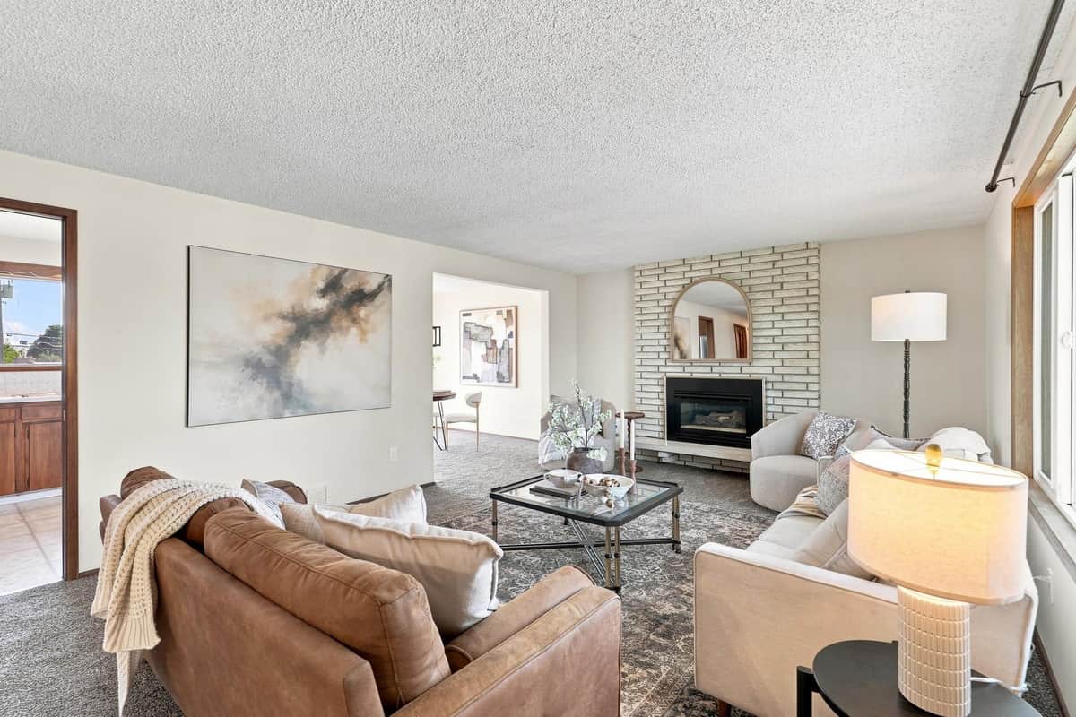 211 E Astor Dr thumbnail 4