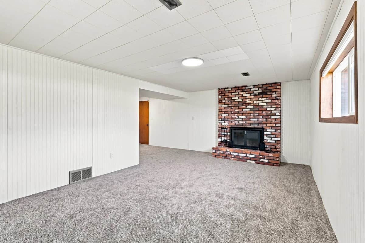 211 E Astor Dr thumbnail 22
