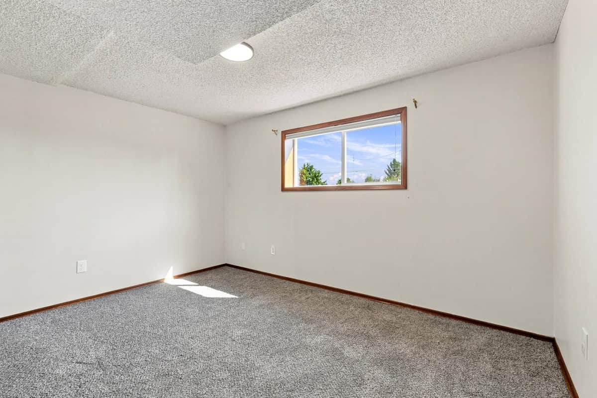 211 E Astor Dr thumbnail 24