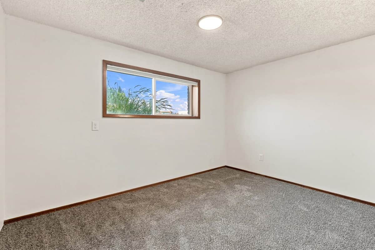 211 E Astor Dr thumbnail 25