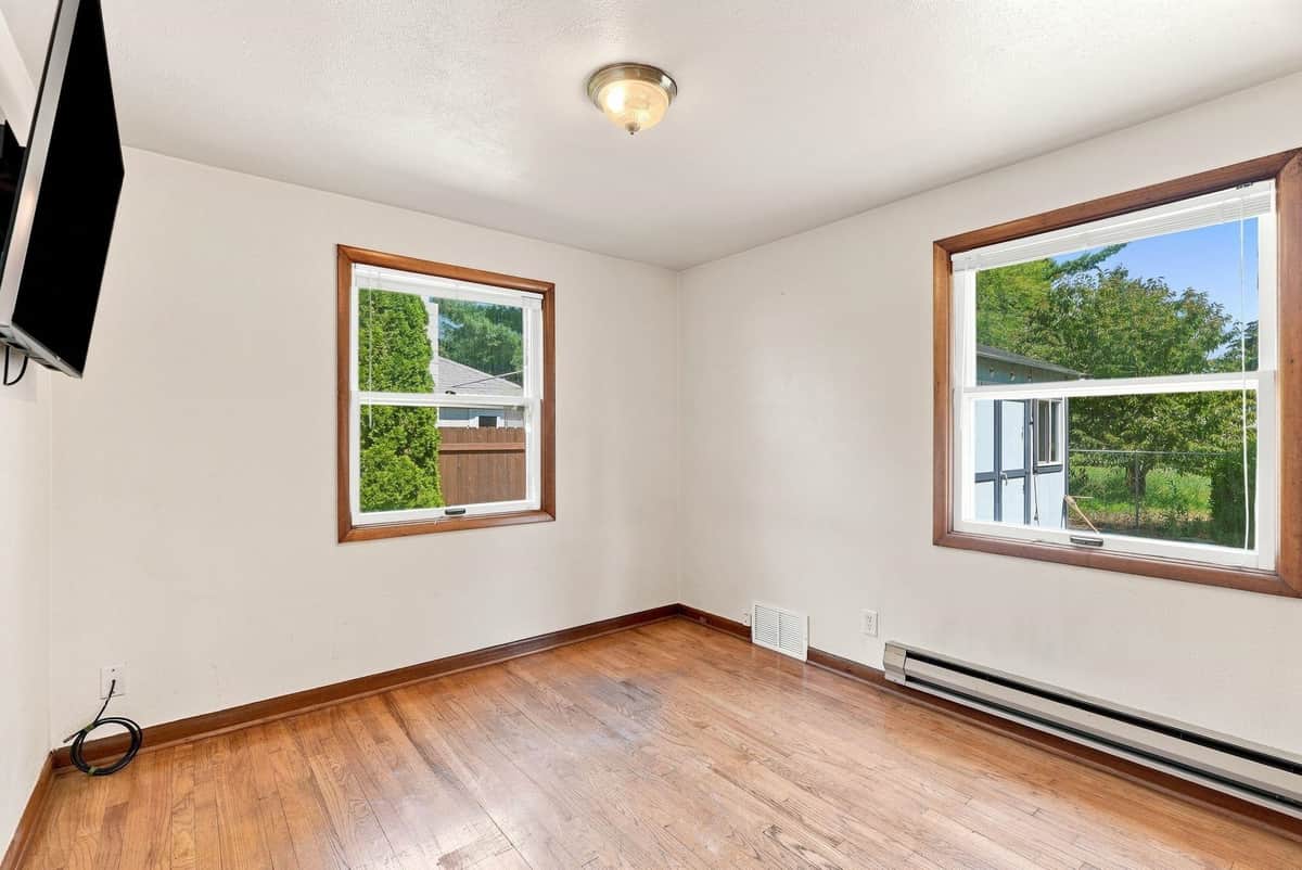 202 N BOLIVAR Rd thumbnail 17