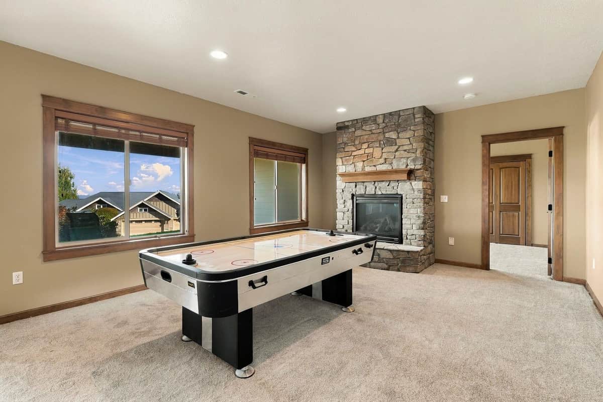 1814 W Pepper Ln thumbnail 32