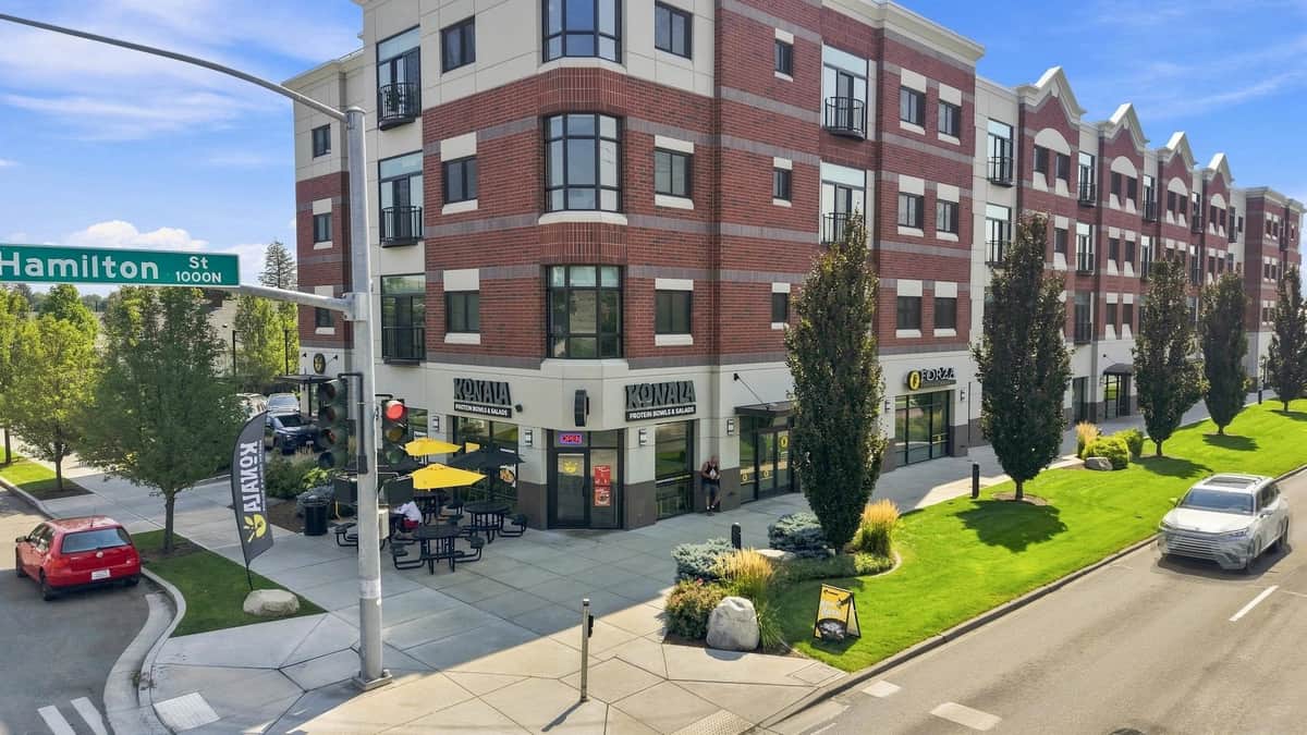 408 E Baldwin Ave thumbnail 35