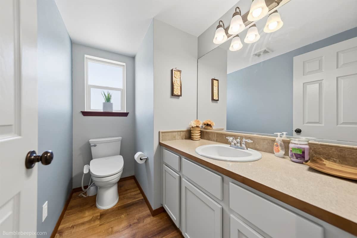 9313 W Foxtail Ln thumbnail 12