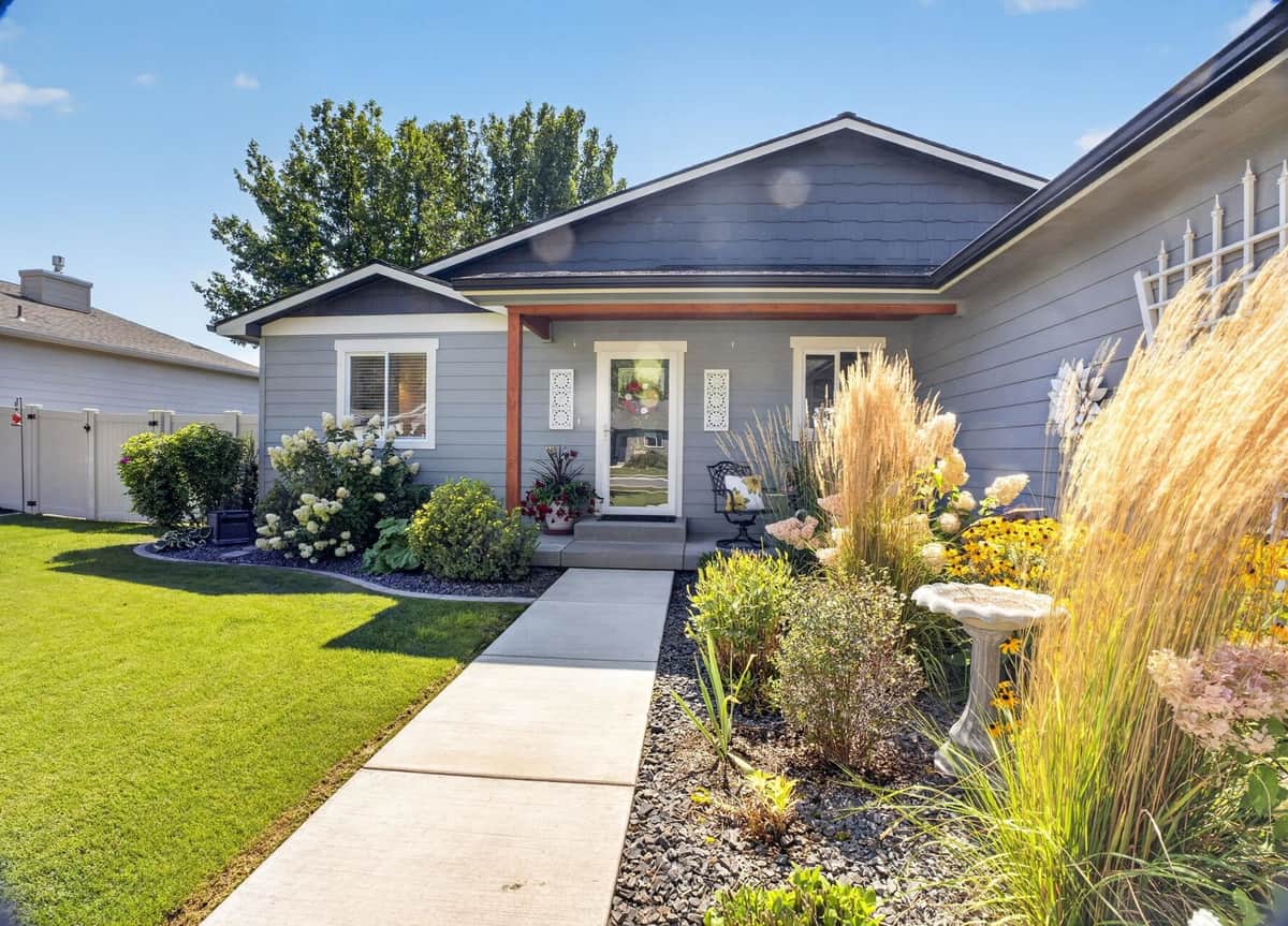 14004 E Sanson Ave thumbnail 14