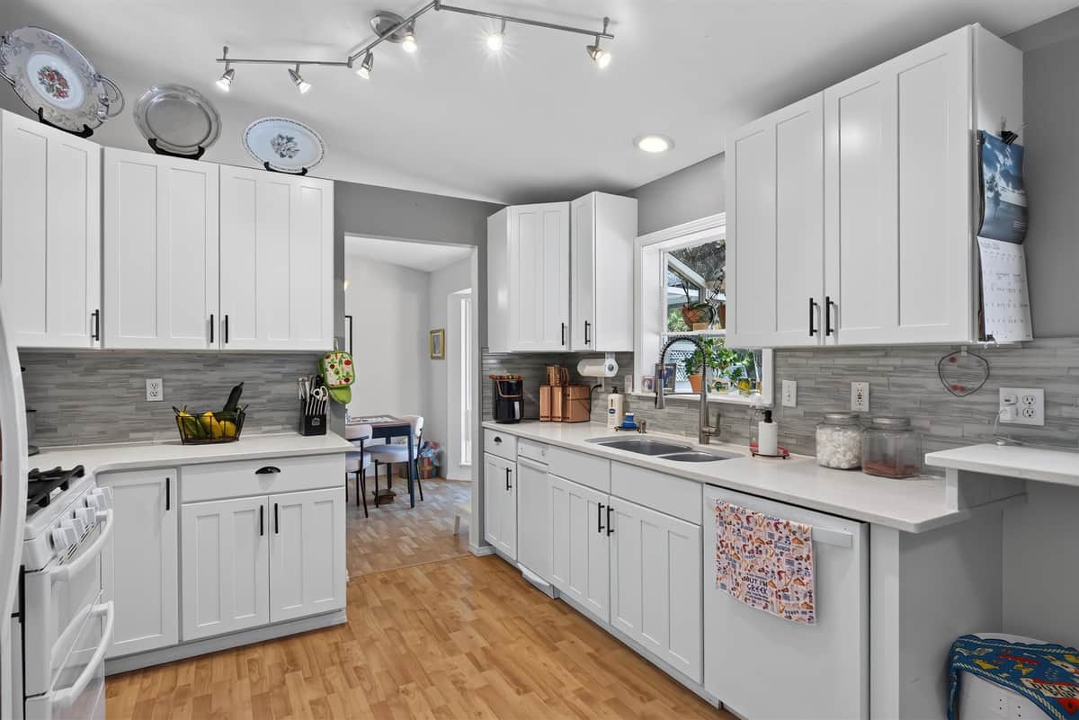 11705 N Bedivere Dr thumbnail 9