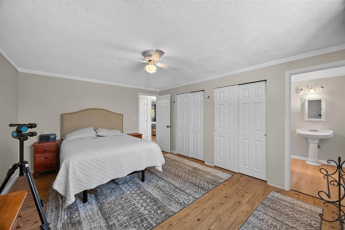 11705 N Bedivere Dr thumbnail 15