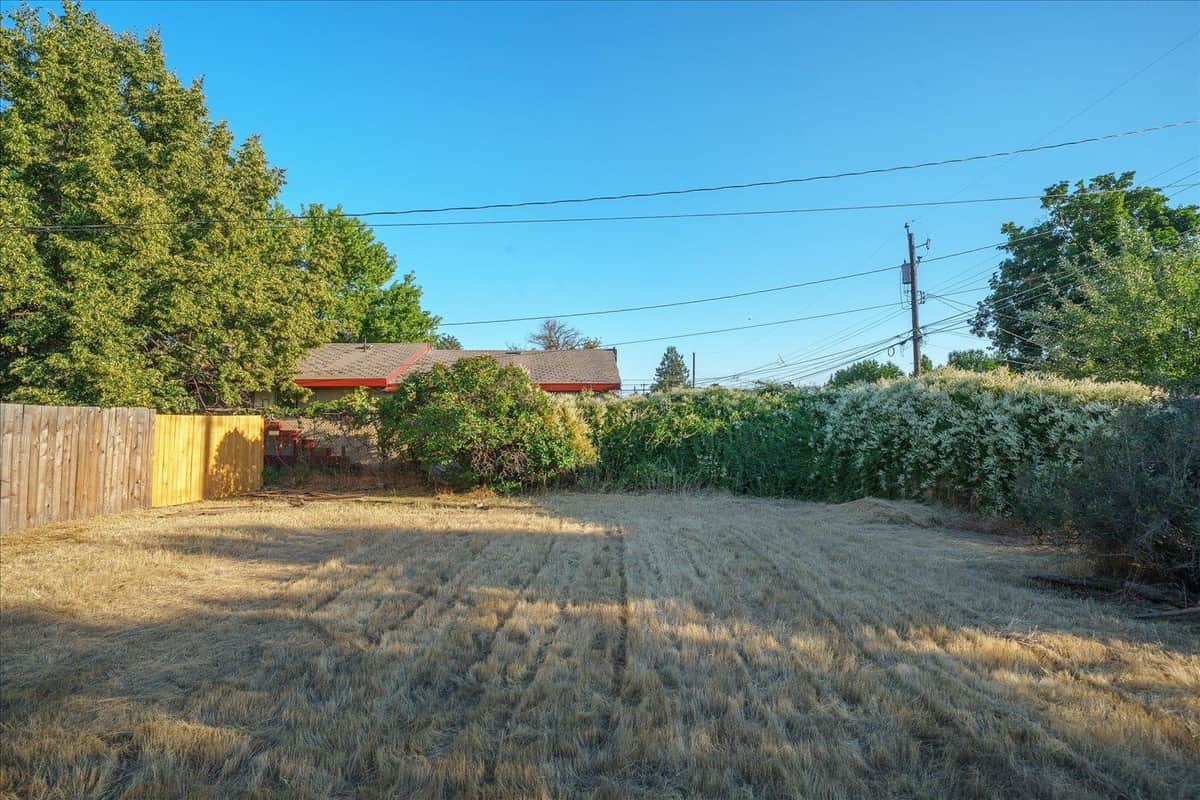 1222 E Marietta Ave thumbnail 5