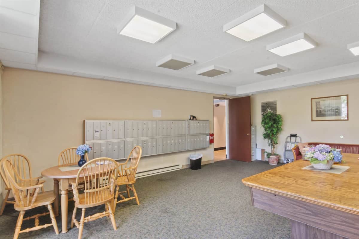 1311 S WESTCLIFF Pl thumbnail 16