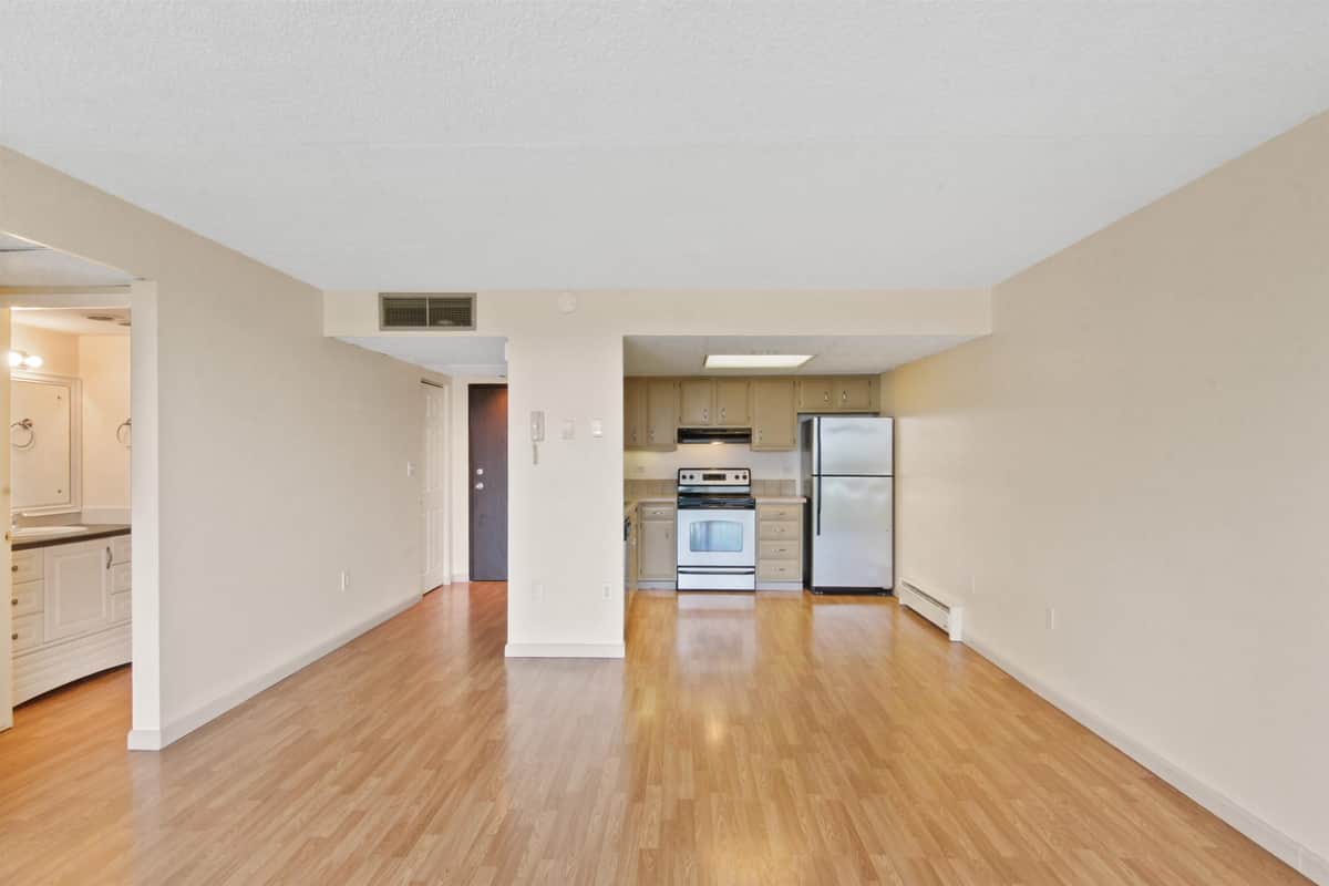 1311 S WESTCLIFF Pl thumbnail 6