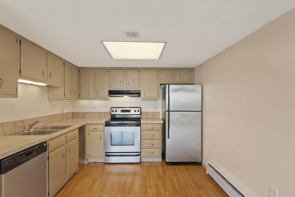 1311 S WESTCLIFF Pl thumbnail 7