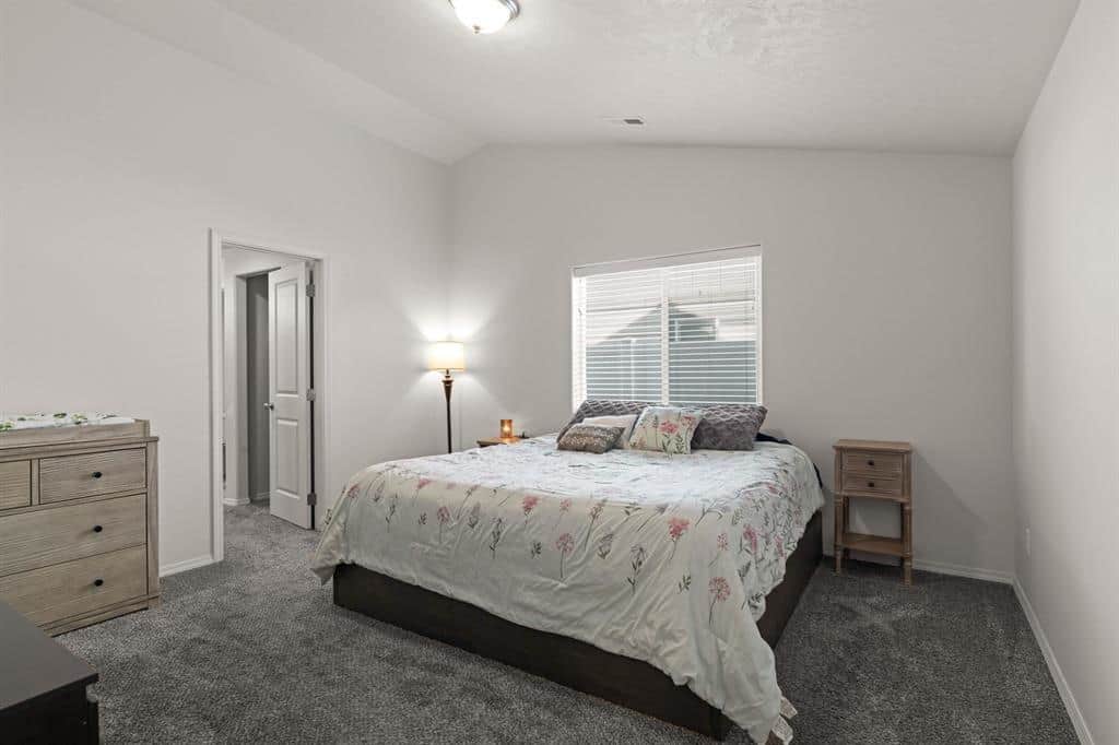 4505 N McCabe Ln thumbnail 12