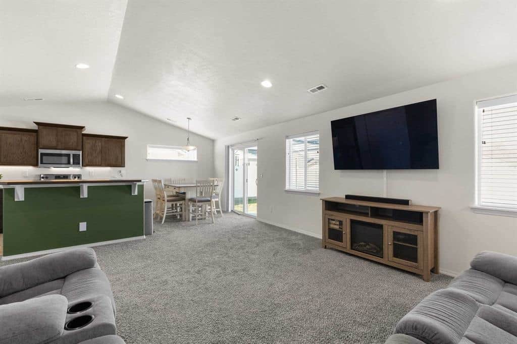 4505 N McCabe Ln thumbnail 9