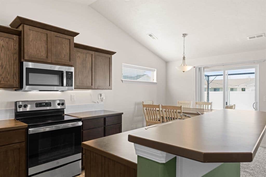 4505 N McCabe Ln thumbnail 3