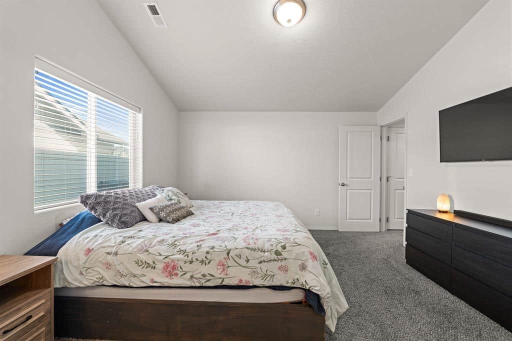 4505 N McCabe Ln thumbnail 13
