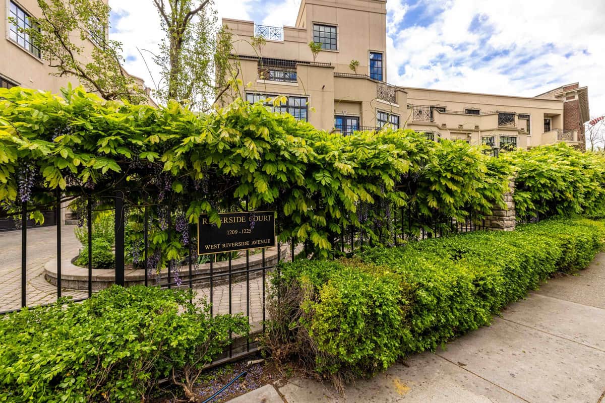 1223 W Riverside Ave thumbnail 3