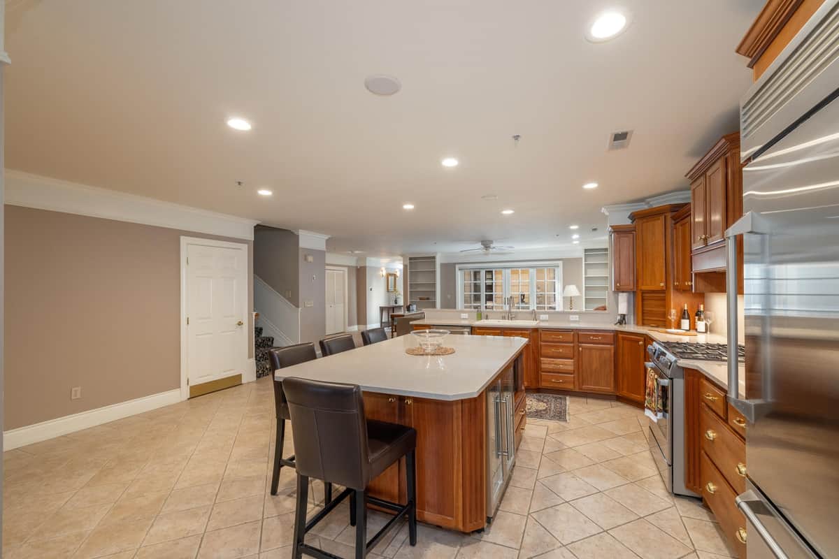 1223 W Riverside Ave thumbnail 12