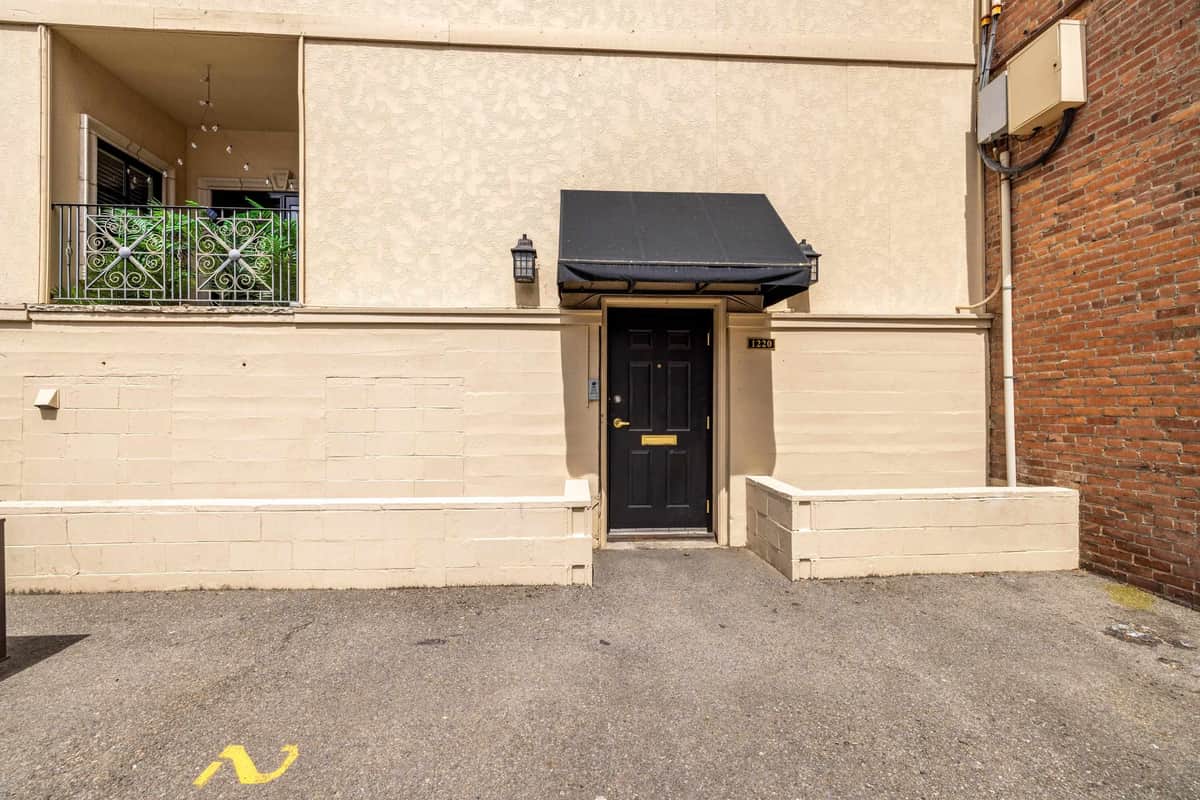 1223 W Riverside Ave thumbnail 38