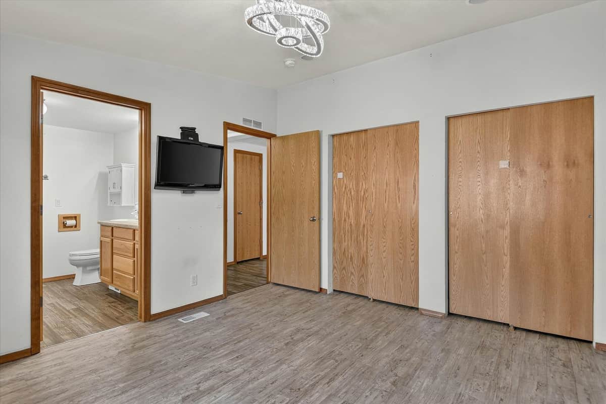 2311 W 16th Ave thumbnail 8