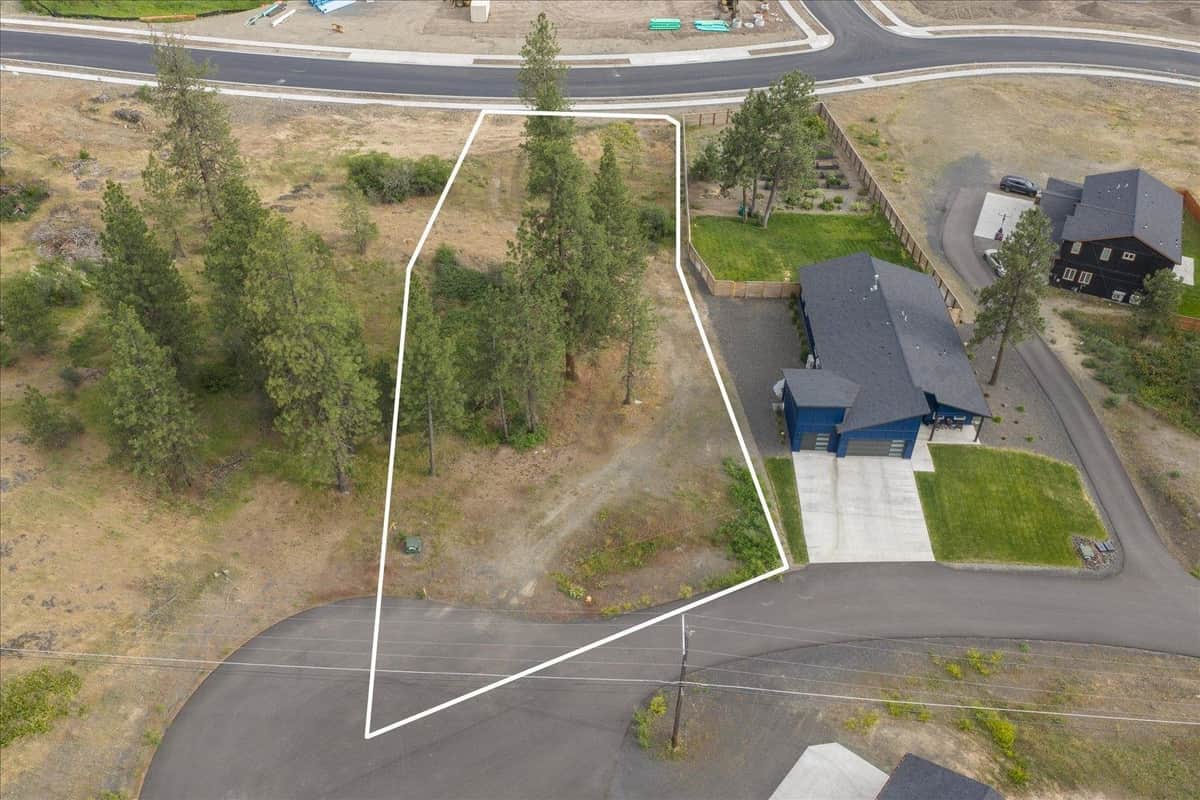 3819 W Cliffside Ln thumbnail 21