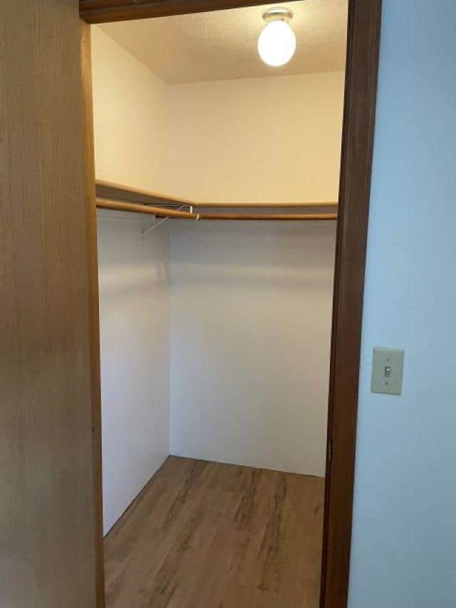 15404 E 9th Ave thumbnail 18