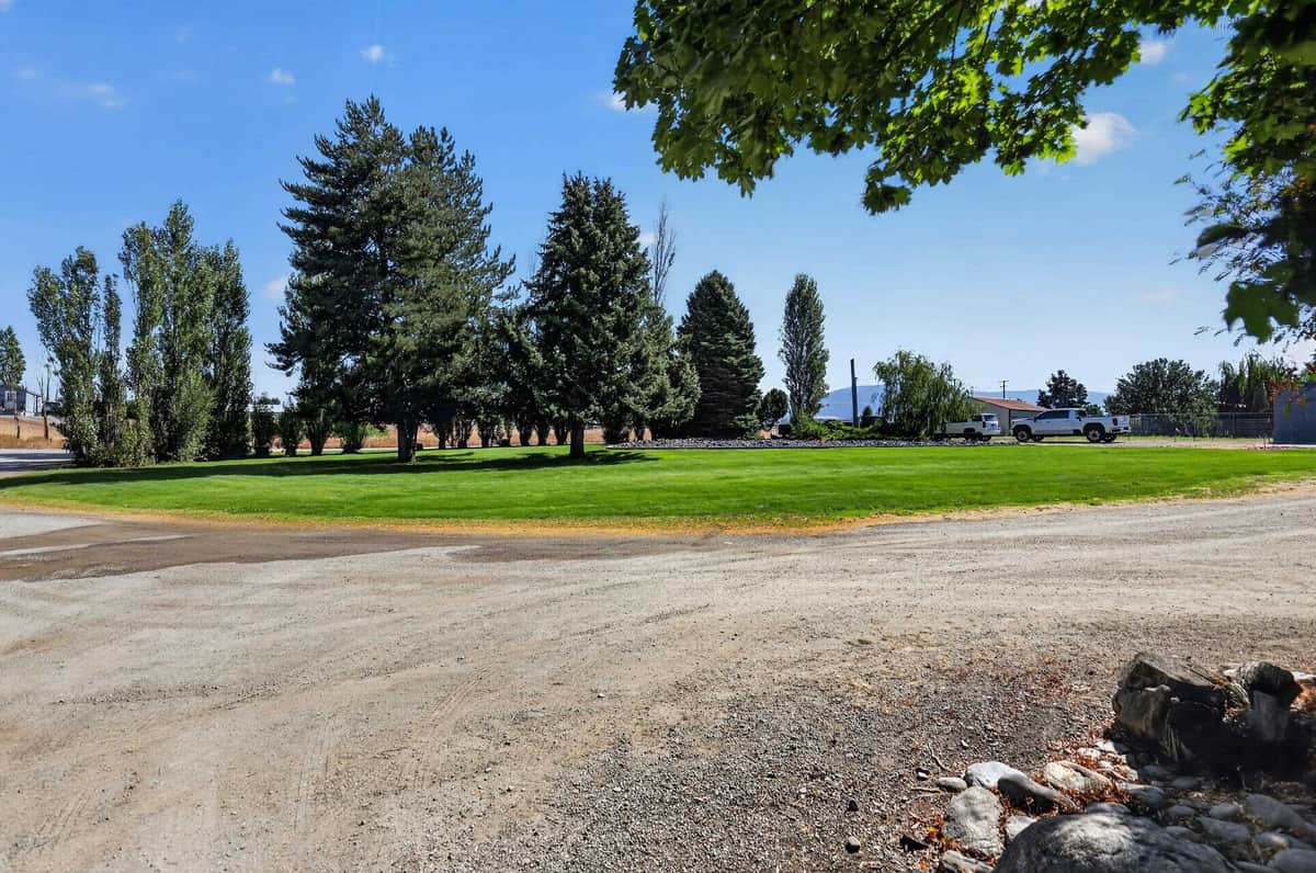 6225 N Malvern Rd thumbnail 3