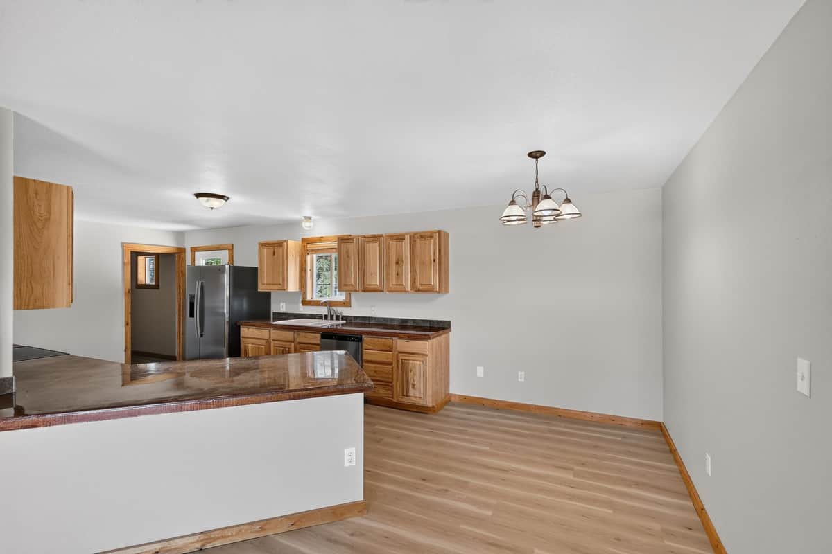 6225 N Malvern Rd thumbnail 11