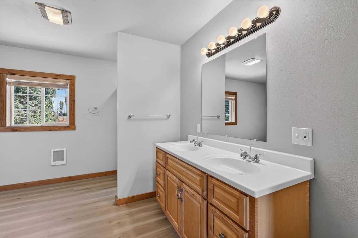 6225 N Malvern Rd thumbnail 18
