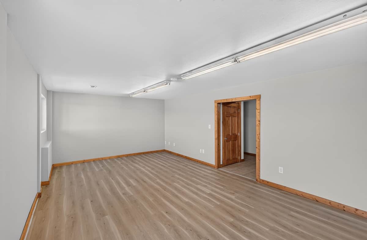 6225 N Malvern Rd thumbnail 32