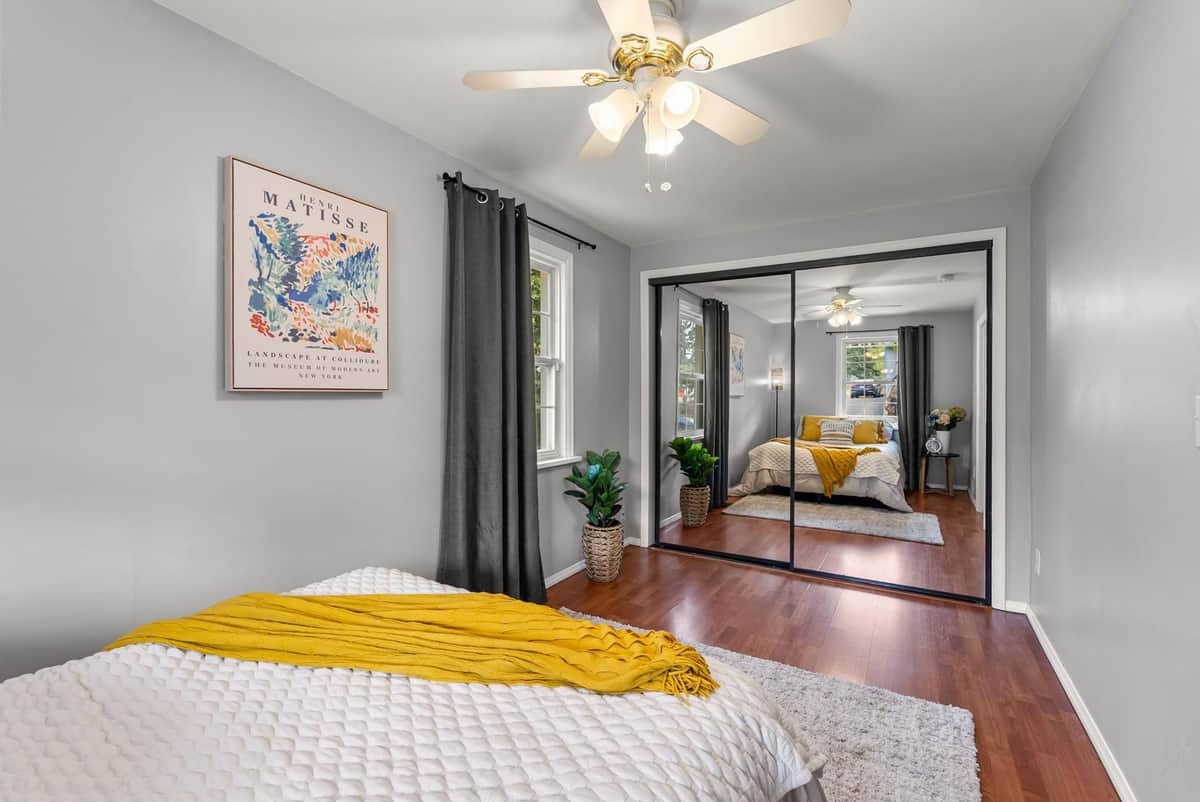 3929 E 8th Ave thumbnail 14