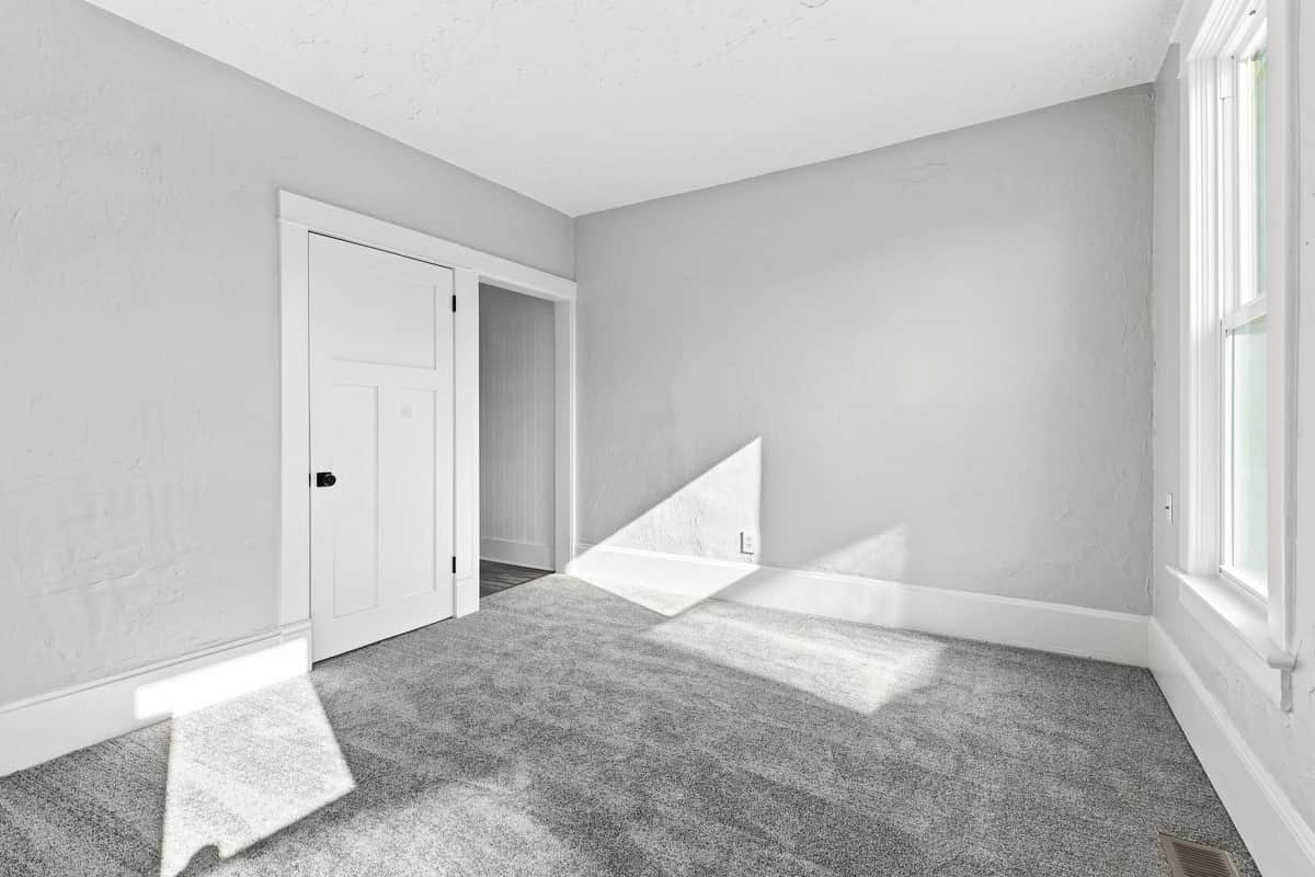 2427 N Standard St thumbnail 23