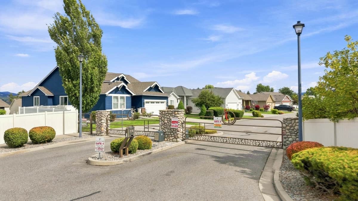 16204 E 10th Ln thumbnail 43