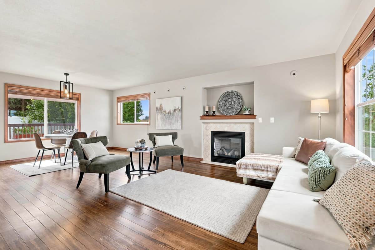 16204 E 10th Ln thumbnail 2