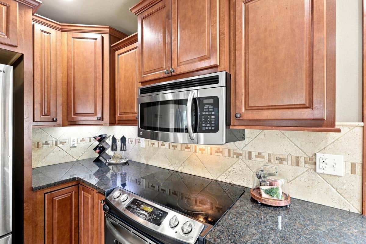 16204 E 10th Ln thumbnail 11